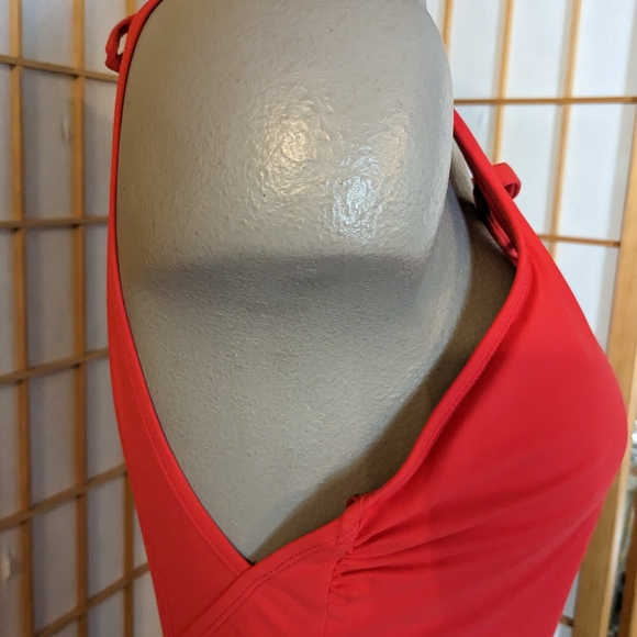 AMORESSA, NEW with tags, swimsuit, $182.00 size 12 (U.S.).  FINAL PRICE … - Picture 10 of 12